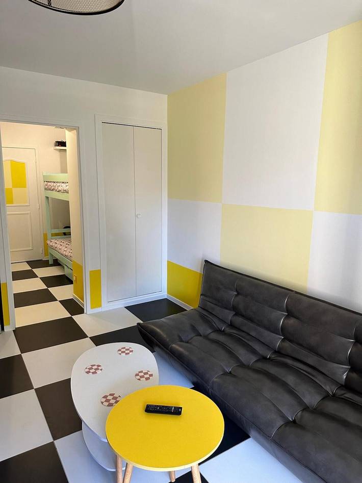 Estudio entero, Estudio 'Sixties' con balcón y Wi-Fi in Saint-Georges-de-Didonne, Region de Rochefort