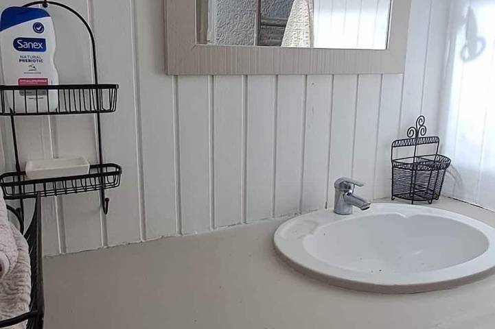 Gîte pour 4 personnes, avec terrasse et jardin à Lesparre-Médoc - 4