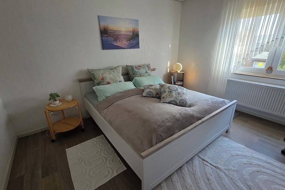 Ganze Wohnung, Ferienwohnung Ernebibbel - komfortable Wohnung mit Terrasse in Altendiez, Lahn-Taunus