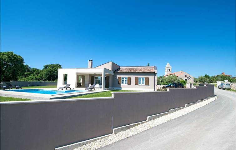 Modernes Apartment mit 2 Schlafzimmern, Pool, WLAN und 1,5 km entferntem Strandzugang in Marčana, Südküste Istrien
