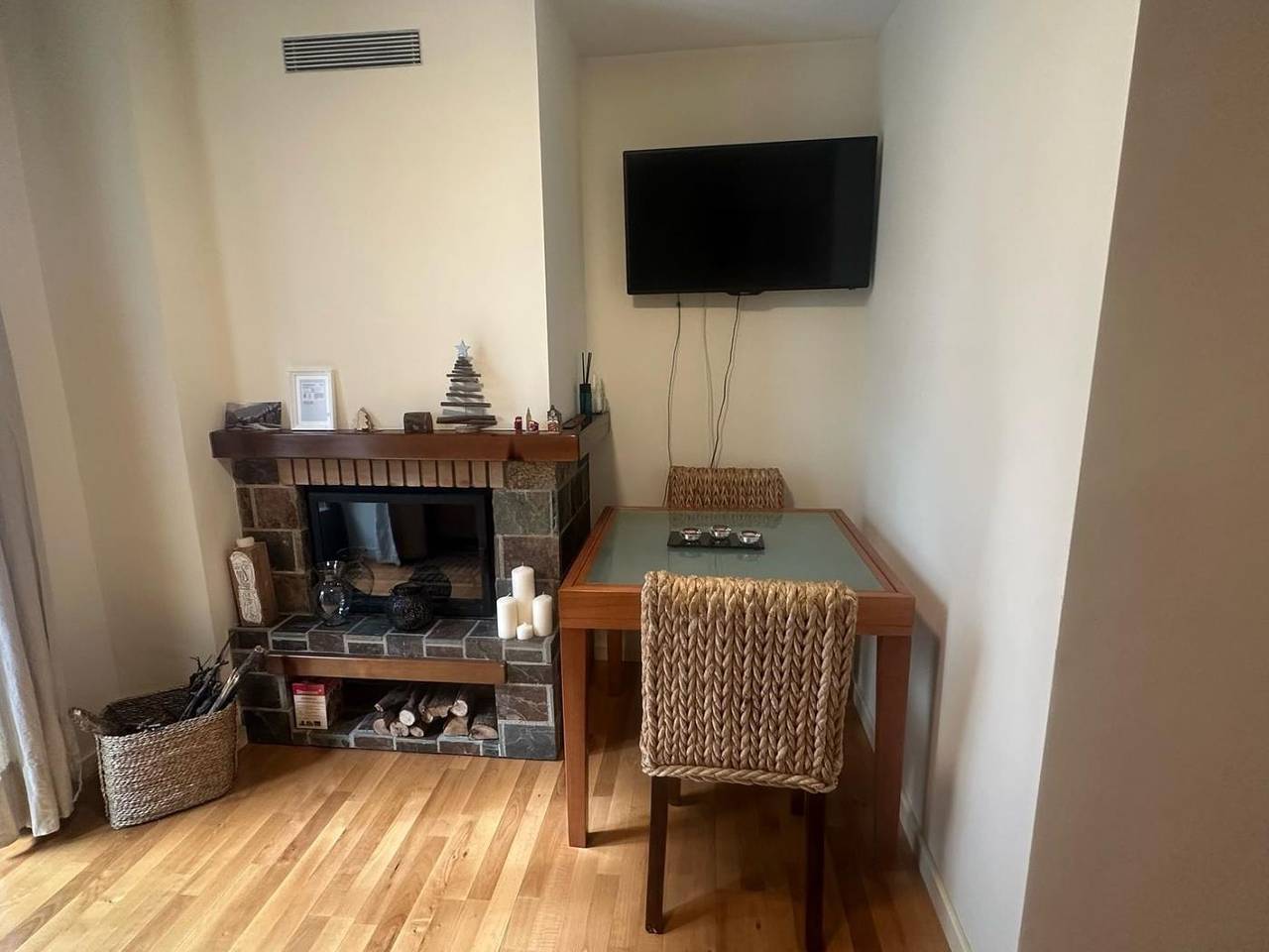 Apartamento vacacional entero, Winahost Apartamento Temporal Esterri d'Àneu in Esterri de Aneu, Pirineo Catalan