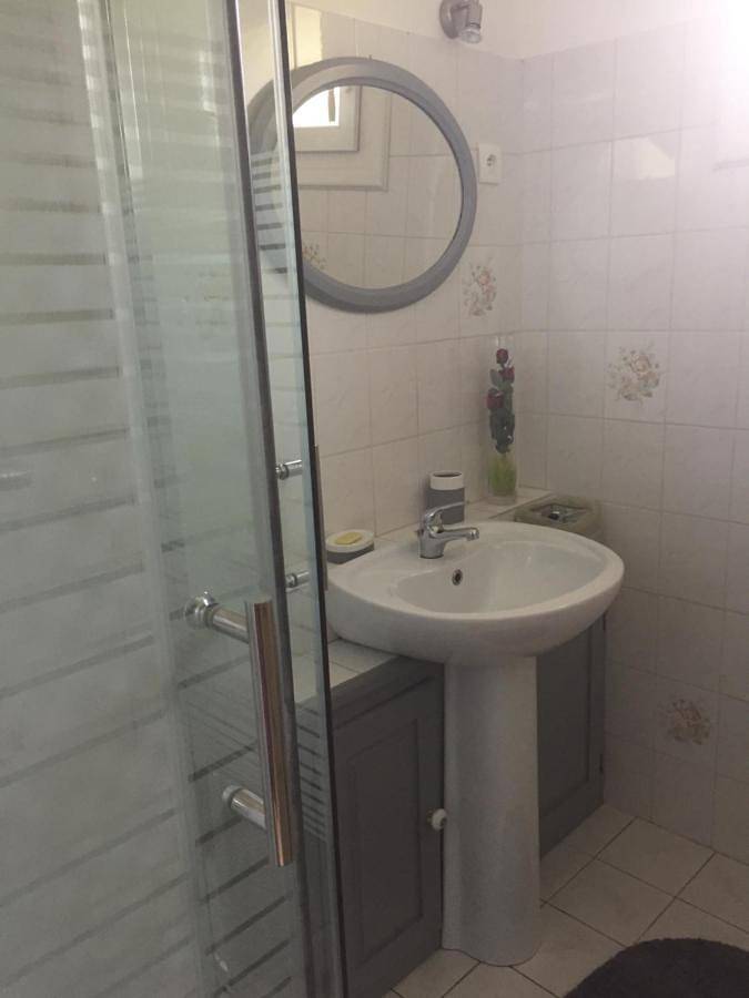 Appartement de vacances entier, Chambre chez l'habitant dans Jolie maison de campagne in Valence-en-Poitou, Vienne (France)