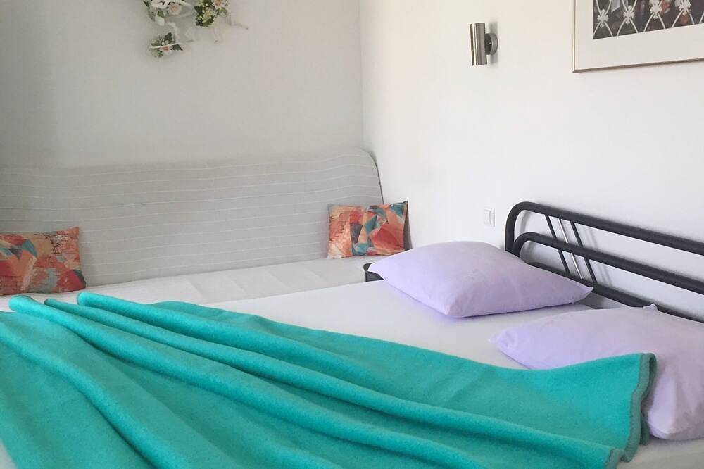 Entire apartment, Apartments Draga, (3018), Jelsa, Croatia in Jelsa, Hvar