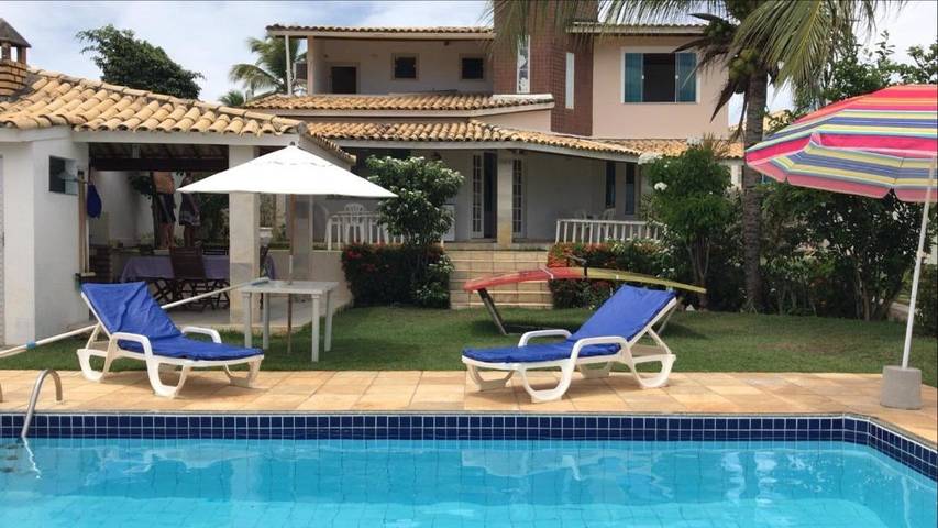 Casas e apartamentos de temporada para 16 pessoas, com vista e jardim e ainda piscina and balcão no Litoral Norte da Bahia