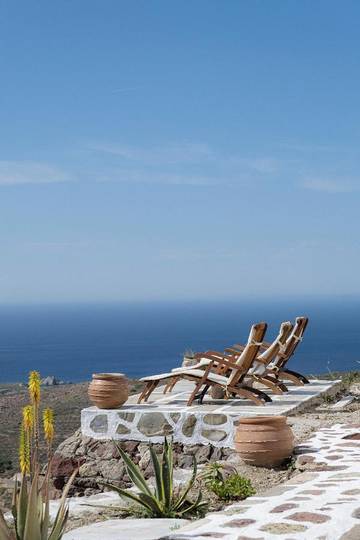 Chambre d’hôte pour 2 personnes, avec vue ainsi que jardin et terrasse dans Milos