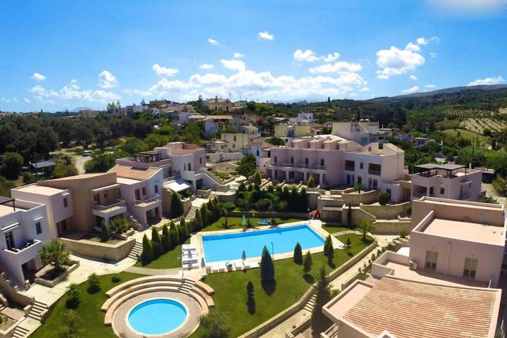 Appartement de vacances pour 4 personnes, avec Balcon et Terrasse ainsi que Jardin et Bassin pour enfant