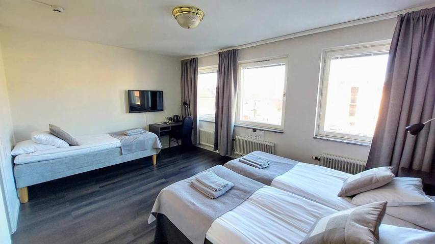 Hotel für 4 Personen in Mora - 3