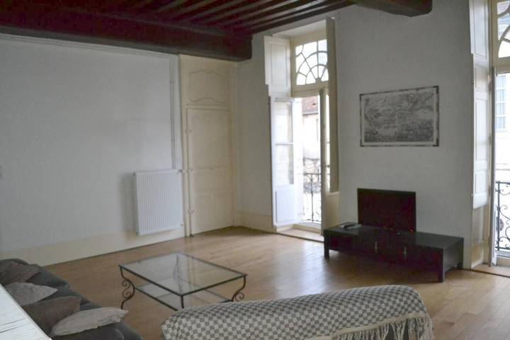 Gîte pour 4 personnes dans Office de Tourisme de Nuits-Saint-Georges - 2