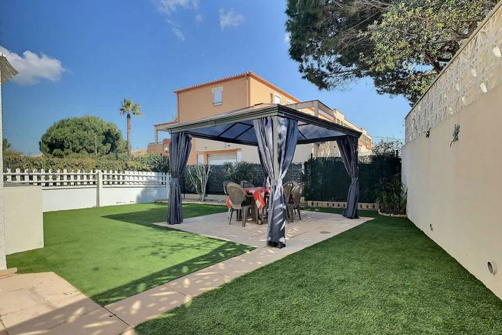 Maison de vacances pour 6 personnes, avec jardin, animaux acceptés