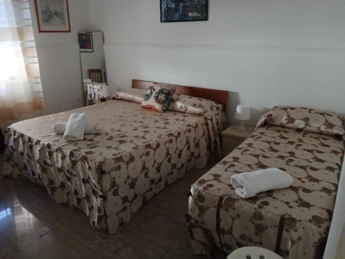 Chambre d’hôte pour 4 personnes, avec vue, animaux acceptés à Valguarnera Caropepe - 4