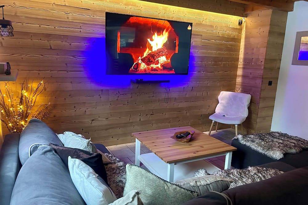 Large house with private spa and heated pool near Gérardmer in Sapois, Regionaler Naturpark Belchen der Vogesen