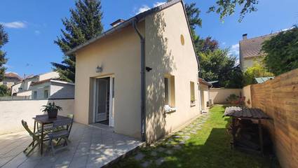 Gîte pour 4 personnes, avec jardin à Coye-la-Forêt
