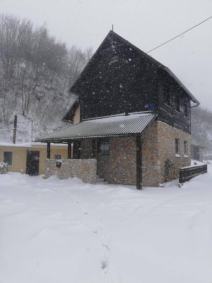 Geheel appartement, House Marijan in Smoljanac, Plitvicemeren
