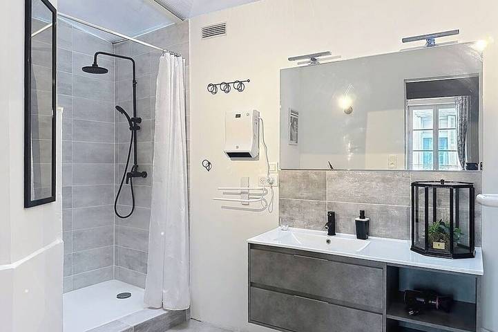 Appartement entier, Les archives du breuil in Le Puy-en-Velay, Haute-Loire