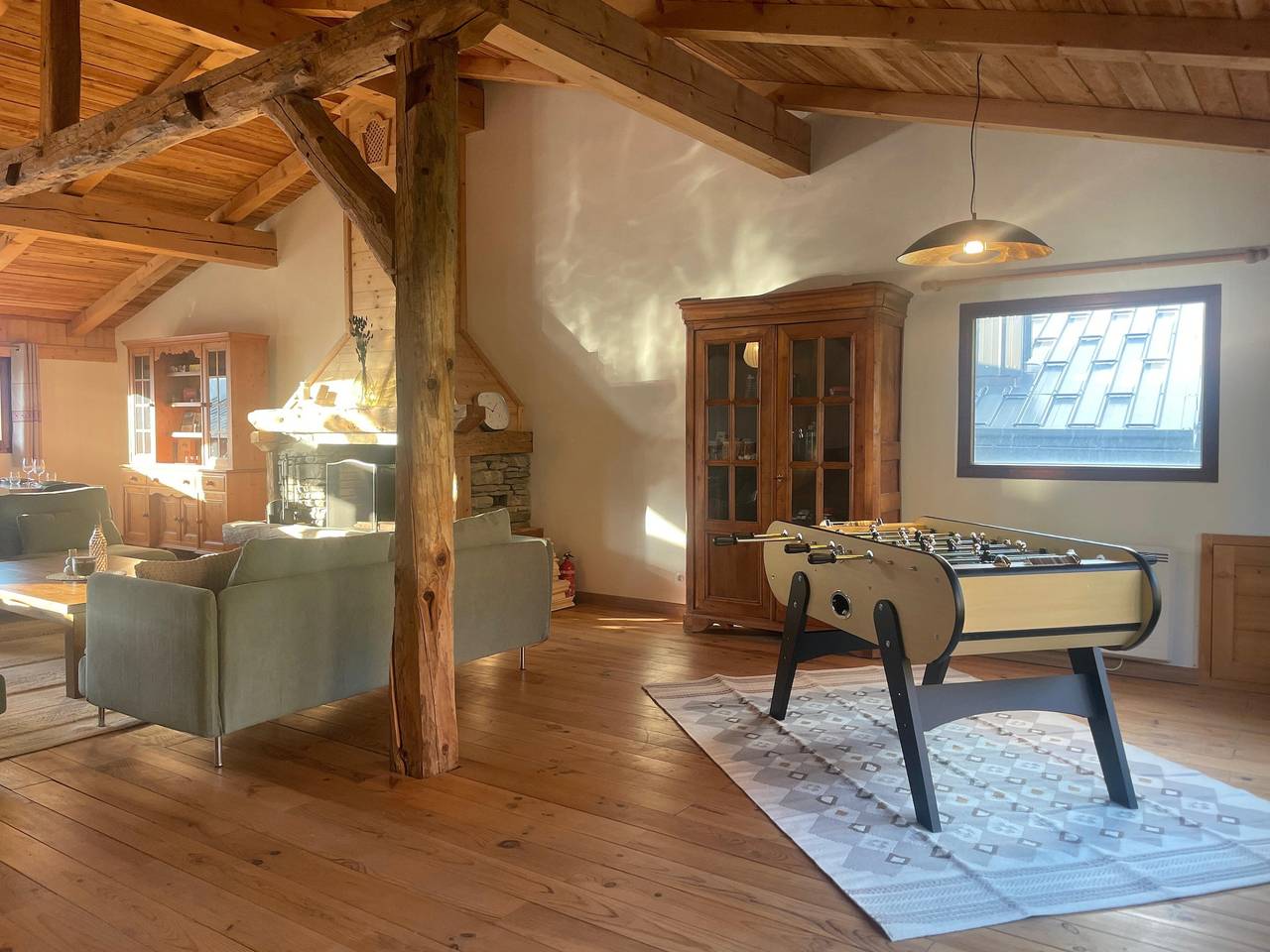 L'Hermine: Prachtig Savoyaards chalet met panoramisch uitzicht – tot 15 personen in Mâcot-la-Plagne, La Plagne-Tarentaise