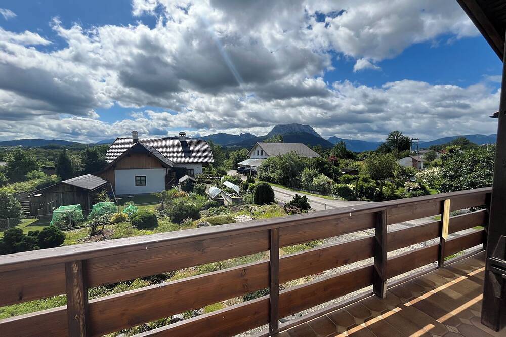 Ganze Wohnung, Ferienhaus mit Panoramablick in Salzkammergut-Berge, Bezirk Gmunden