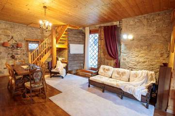 Gîte pour 6 personnes, avec jardin, adapté aux familles à Ovaro