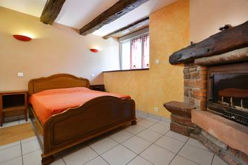 Location De Vacances pour 3 Personnes dans Villecomtal, Massif central, Photo 3