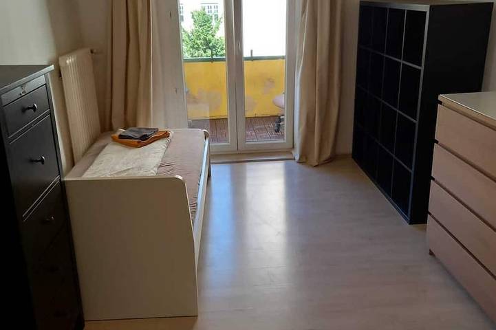 Ferienwohnung für 9 Personen in Steglitz Berlin