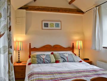 Holiday Rental for 2 People in South Acre, Norfolk, Photo 3