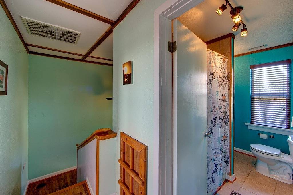 Surf Chalet w/ hot tub and kayaks in Avon (NC), Pamlico Sound