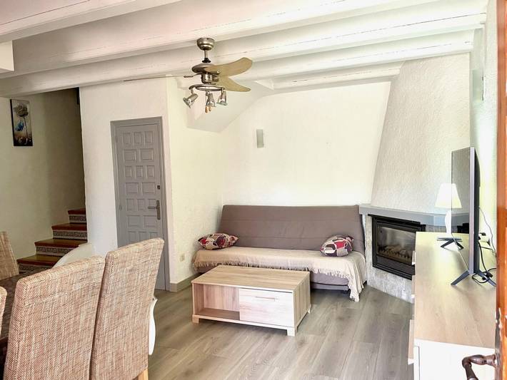 Bungalow acogedor de 2 habitaciones en Els Poblets con Wi-Fi y parking in Almadraba, Costa Blanca