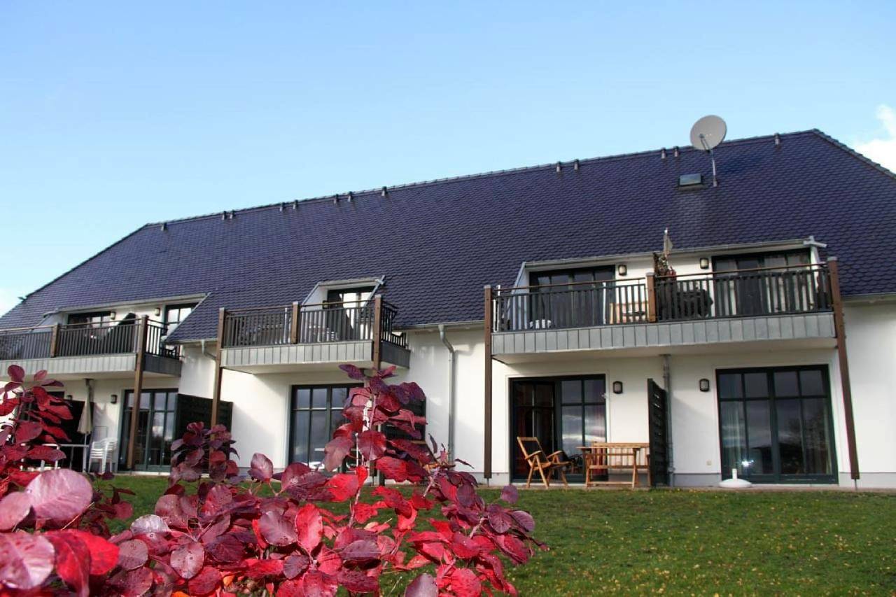 Ganze Wohnung, Ferienwohnung Südblick in Groß Zicker in ruhiger Lage mit Terrasse und Meerblick in Groß Zicker, Mönchgut