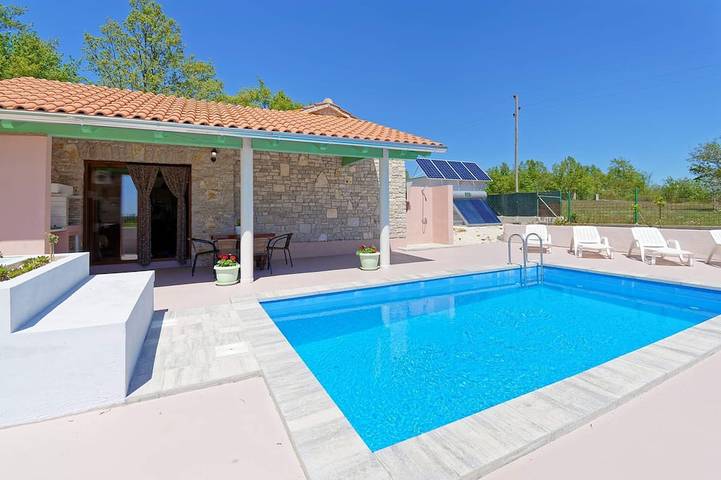 Casa vacanza per 5 persone, con giardino e terrazza - 1