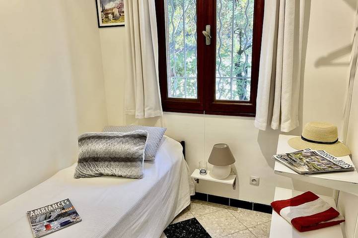 Location de vacances pour 5 personnes, avec terrasse et jardin à Saint-Didier - 4