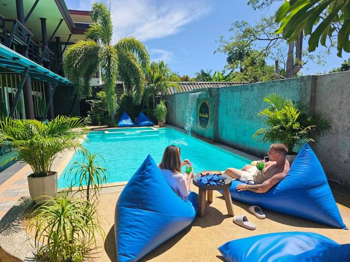 Hotell för 2 Personer, med bubbelpool samt pool och trädgård på Koh Lanta