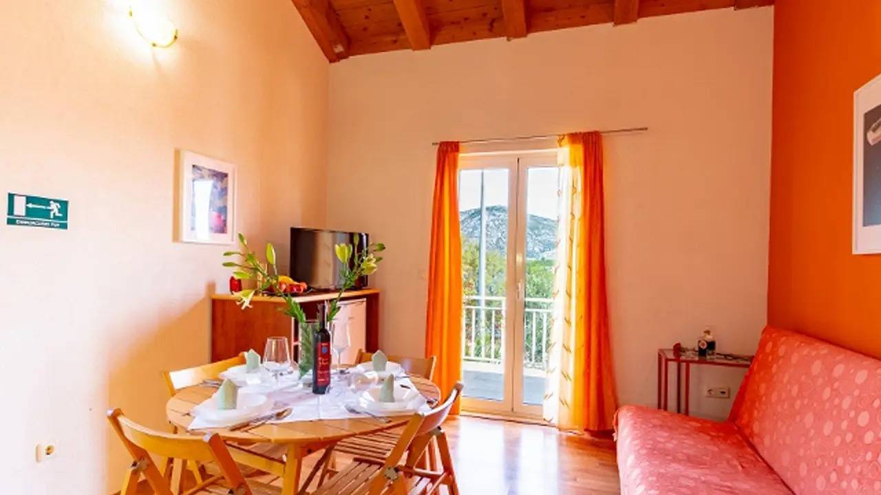 Ganze Ferienwohnung, Ferienwohnung für 4 Personen (42 m²) in Kneza in Račišće (Dalmatien), Korcula