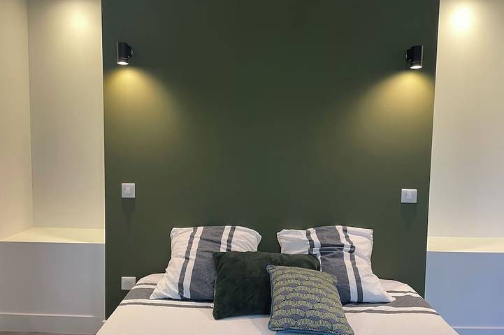 Location de vacances pour 15 personnes, avec terrasse ainsi que piscine et jardin à Salles-d'Aude - 4