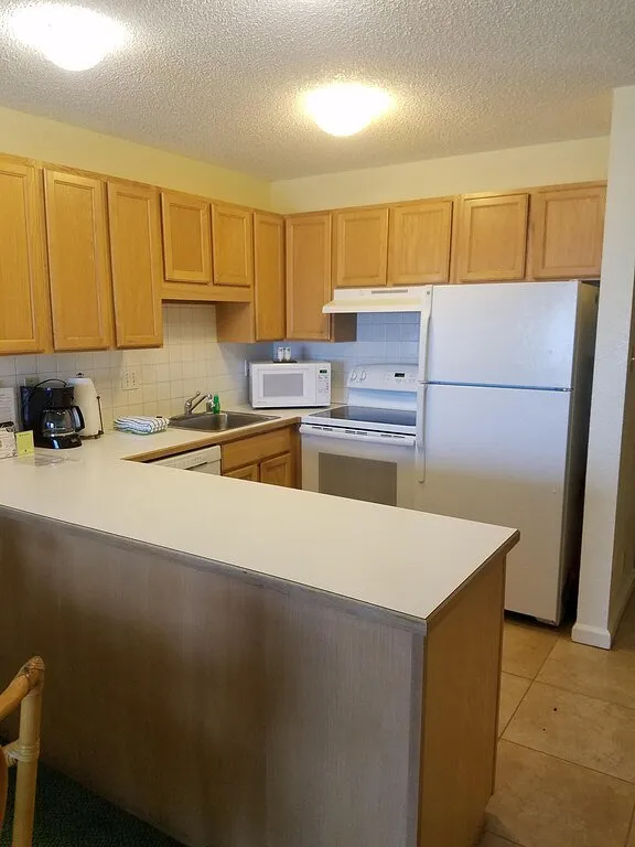 Vacation apartment for 6 people, with pool and balcony - 1