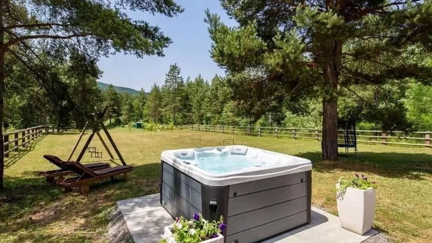 Iznajmljivanje smještaja za odmor za 2 osoba, s hidromasažna kada u Plitvice Lakes