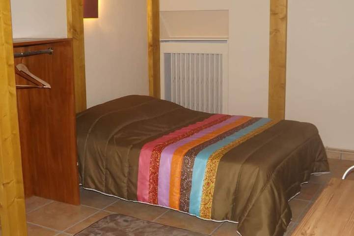 Gîte pour 6 personnes, avec terrasse et jacuzzi à Fougères - 2