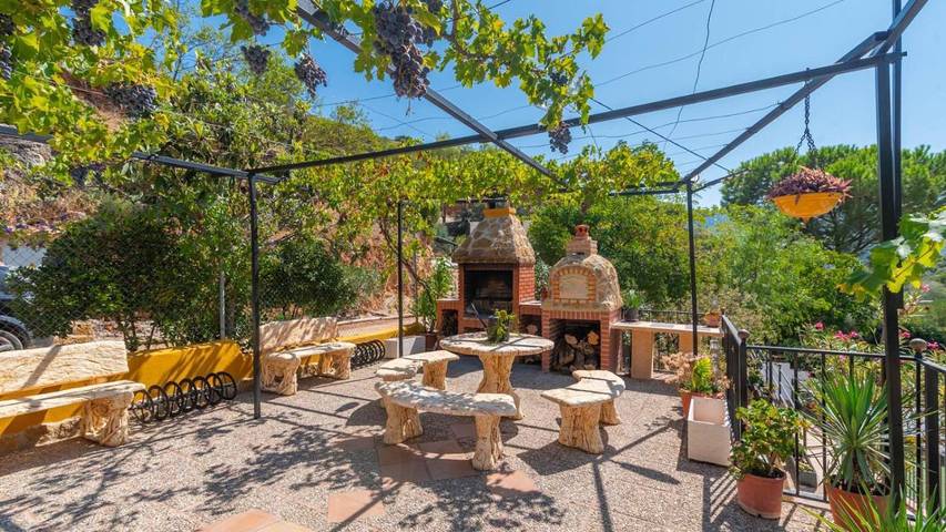 Casa rural para 28 personas, con piscina y terraza en Villanueva del Arzobispo - 4