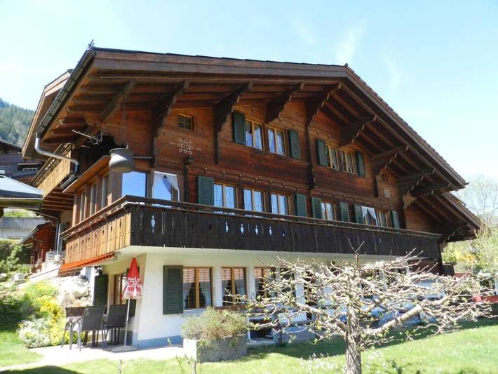 Vakantiewoning voor 4 personen, met Balkon en Terras in Zweisimmen