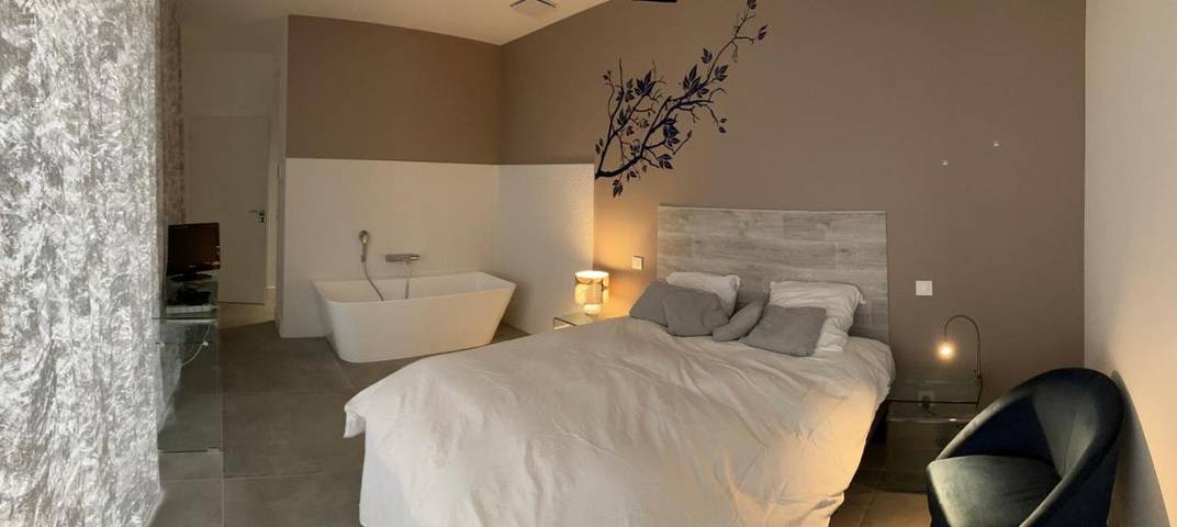 Gîte pour 2 personnes, avec vue et balcon ainsi que jardin et piscine à Saint-Maurice (Puy-de-Dôme) - 3