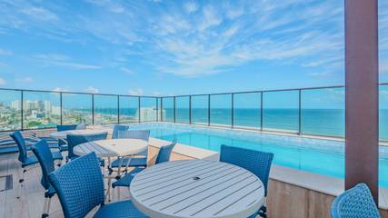 Gîte pour 2 personnes, avec piscine à Salvador