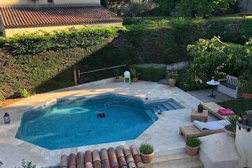 Gîte pour 2 personnes, avec jardin à Mimet