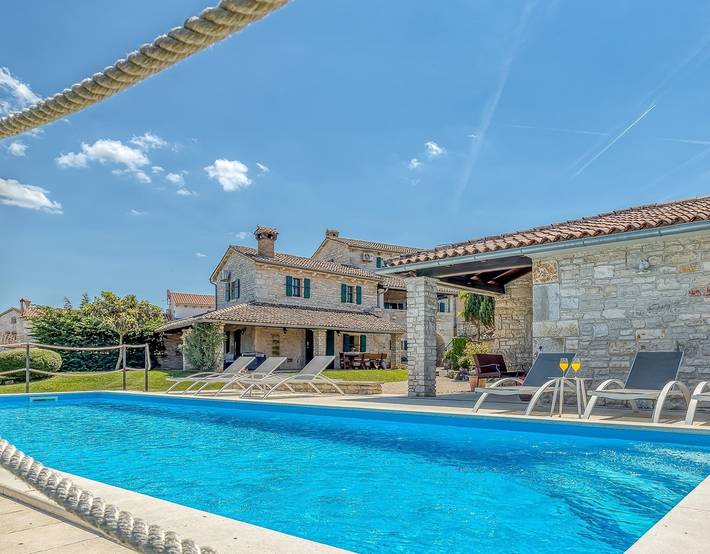 Ferienhaus mit Meerblick für 10 Personen, mit Pool und Garten sowie Sauna, mit Haustier in Istrien - 2