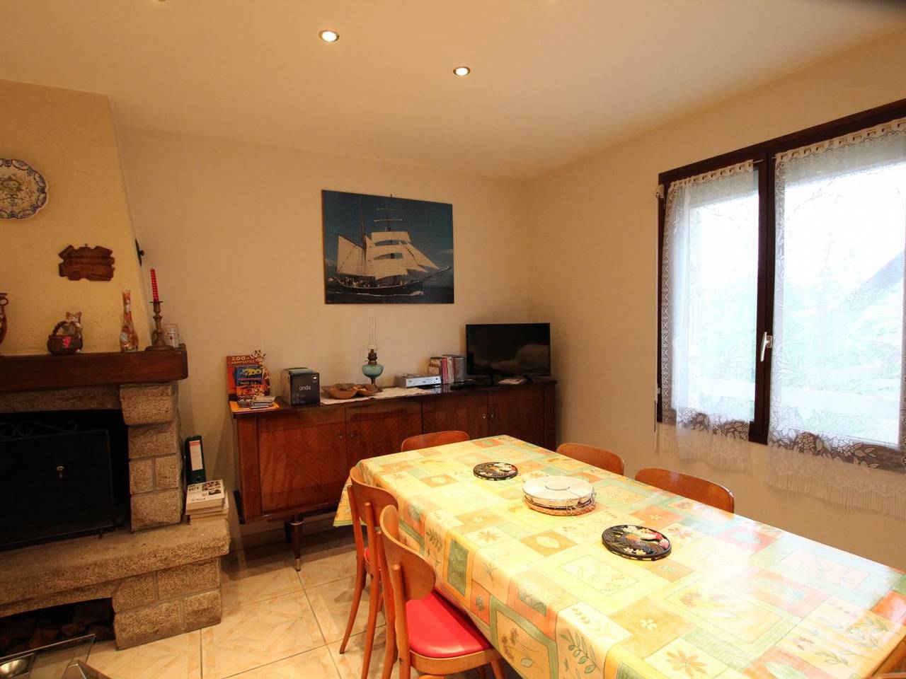 Unabhängiges Haus mit Kamin und geschlossenem Garten, nahe Mont Saint-Michel in Beauvoir, Mont-Saint-Michel-Bucht