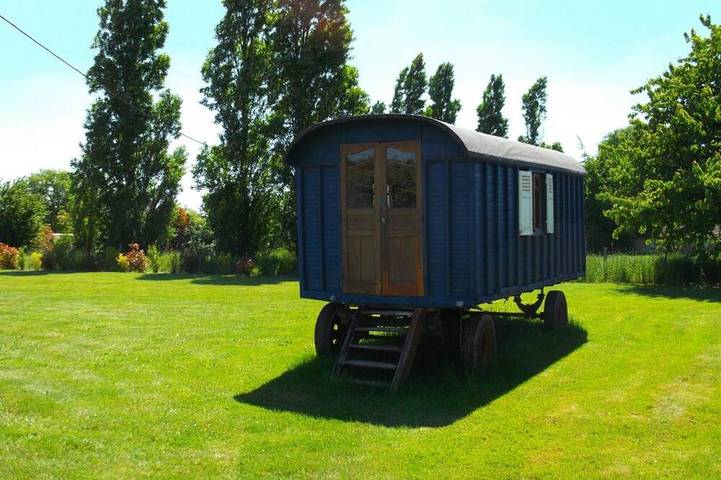 Renoviertes Landhaus mit WIFI und Kaminen in Prunay-Cassereau, Loire-Tal