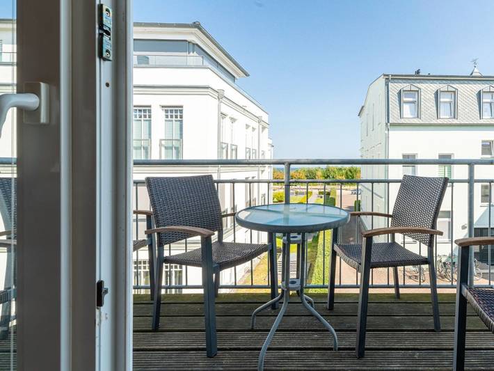 Ferienwohnung für 5 Personen, mit Balkon und Garten sowie Sauna und Seeblick in Ahlbeck - 3