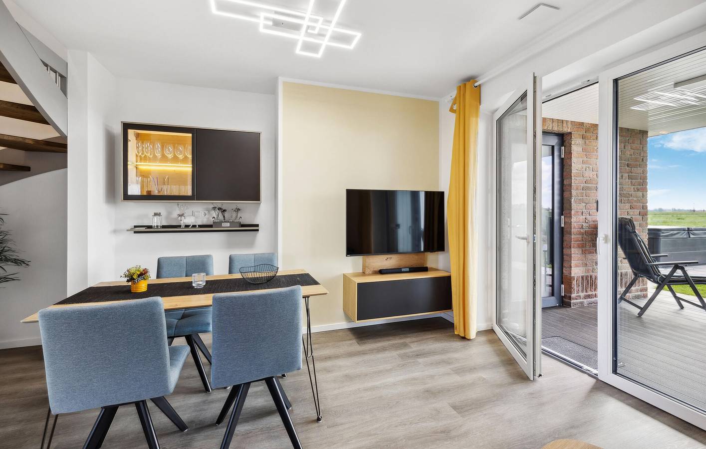 Ganze Ferienwohnung, Moderne Wohnung in der Nähe von Ovelgönne Center mit Terrasse in Ovelgönne, Wesermarsch