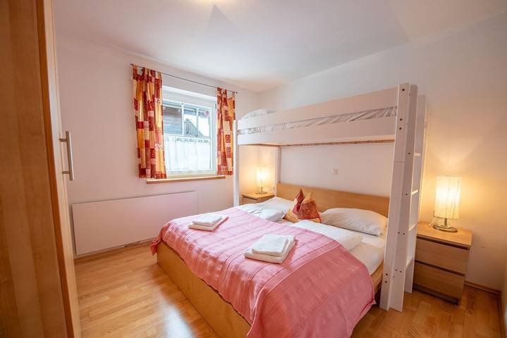 Ferienwohnung für 6 Personen, mit Terrasse und Garten sowie Ausblick in der Zillertal Arena - 4