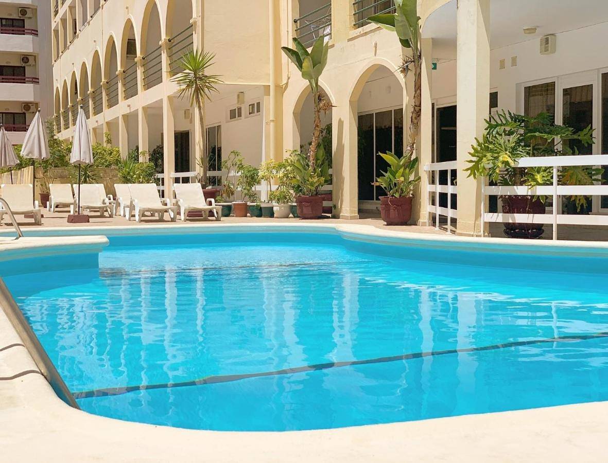 Aparthotel Calema Avenida Jardim in Monte Gordo, Distrito de Faro