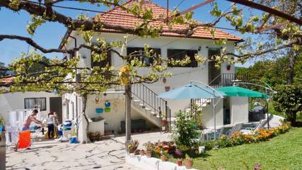 Gîte pour 3 personnes, avec terrasse et jardin dans Paredes de Coura