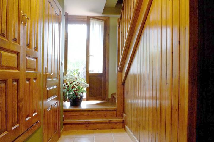 Gîte pour 4 personnes, avec vue et terrasse, animaux acceptés à Biescas - 4