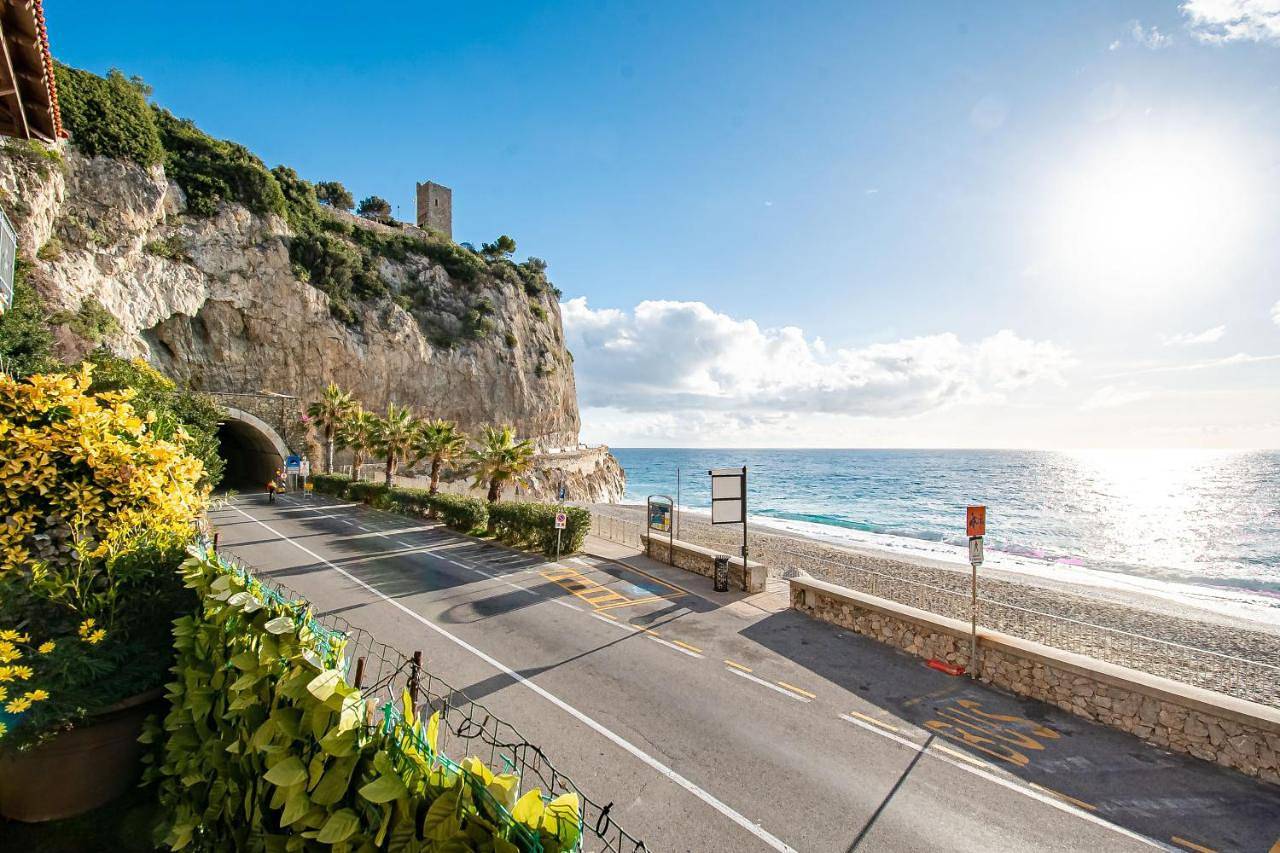 Seahorseroom - Frontemare con Idromassaggio in Finale Ligure, Commune de Finale Ligure